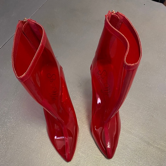Red clear boots - Picture 2 of 5